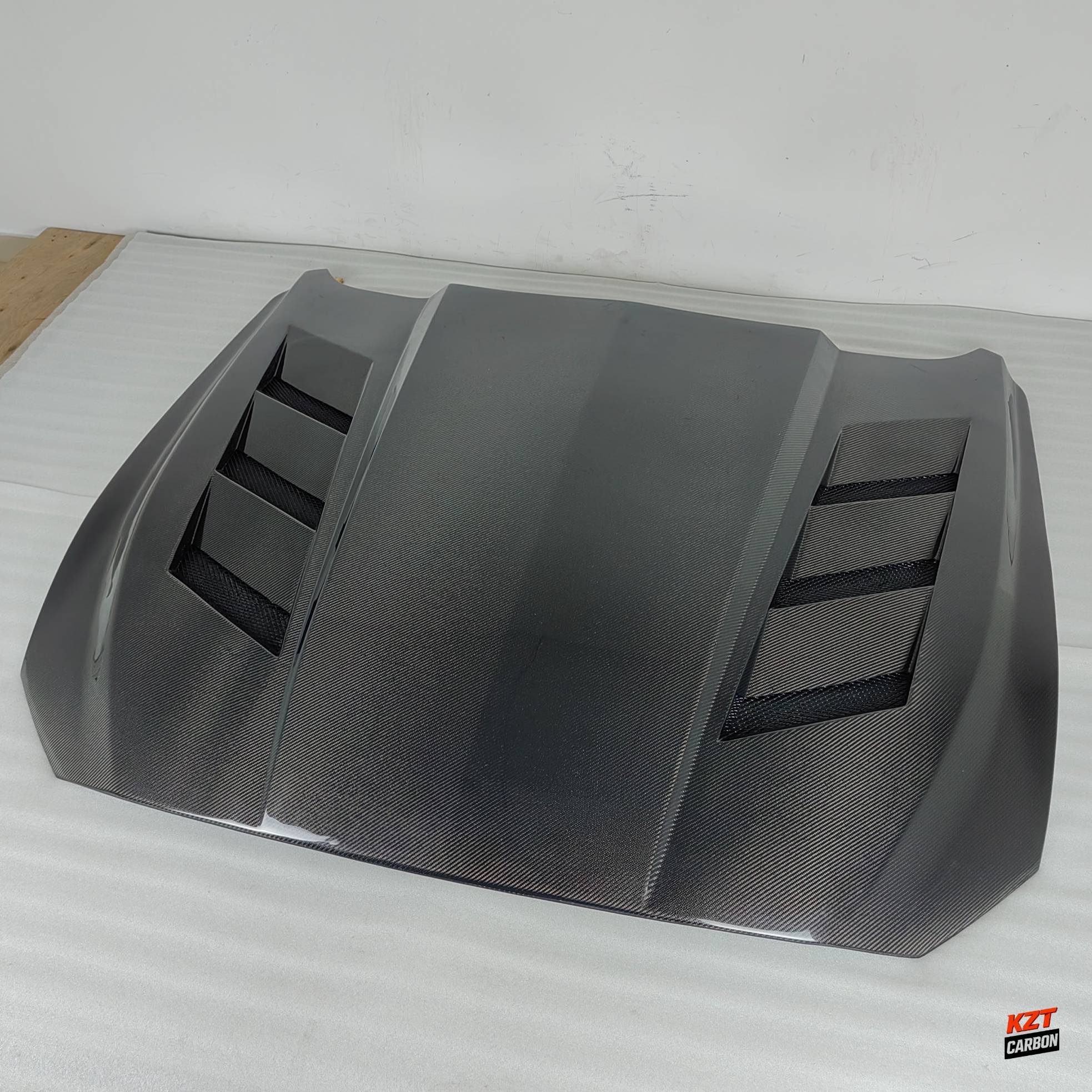 For Ford Mustang 2 Door 2018-23 Only Carbon MBJ Style Front Vented Cooling Hood