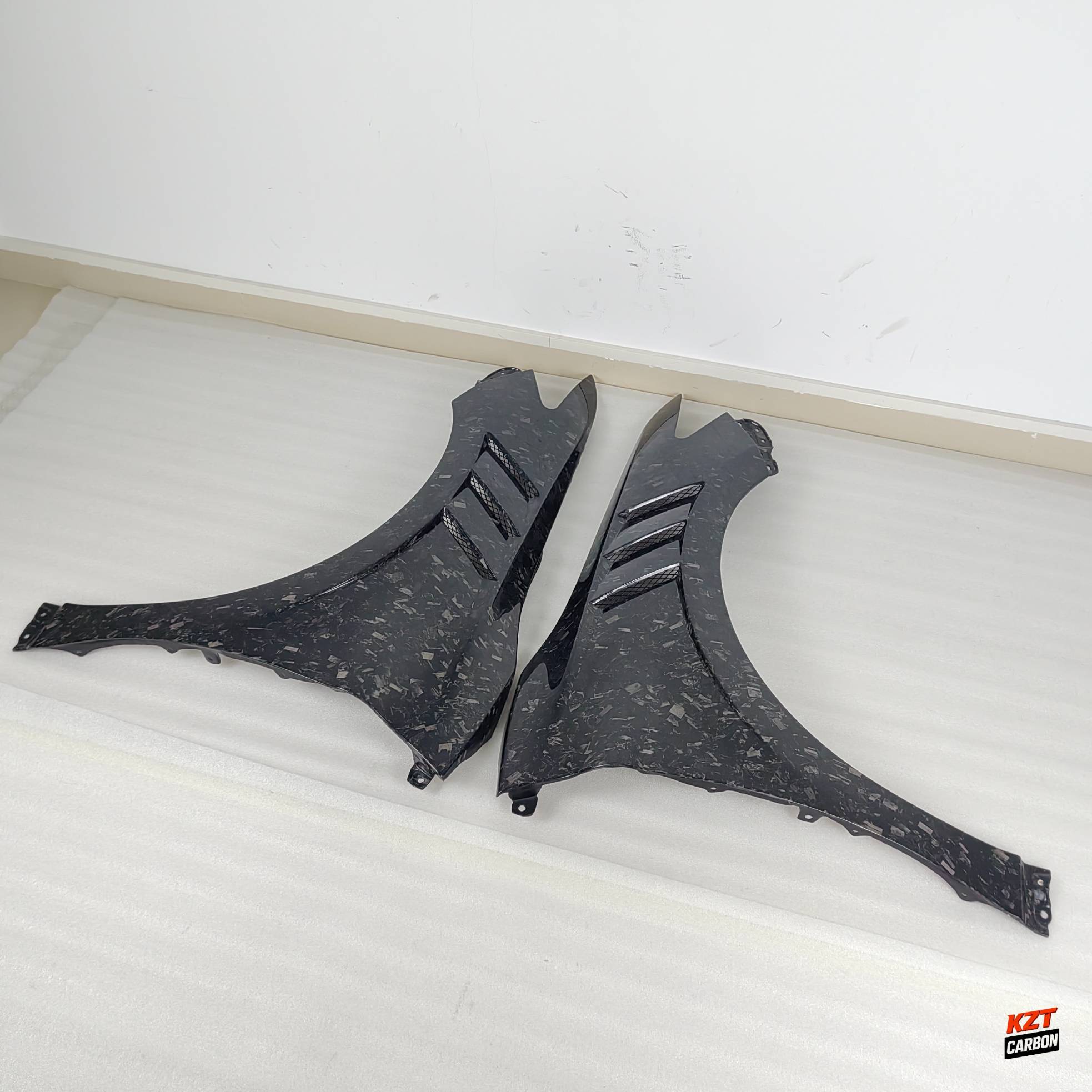 For Toyota Camry 2018-2023 Forged Carbon Front Vented Fender Pair Replacement