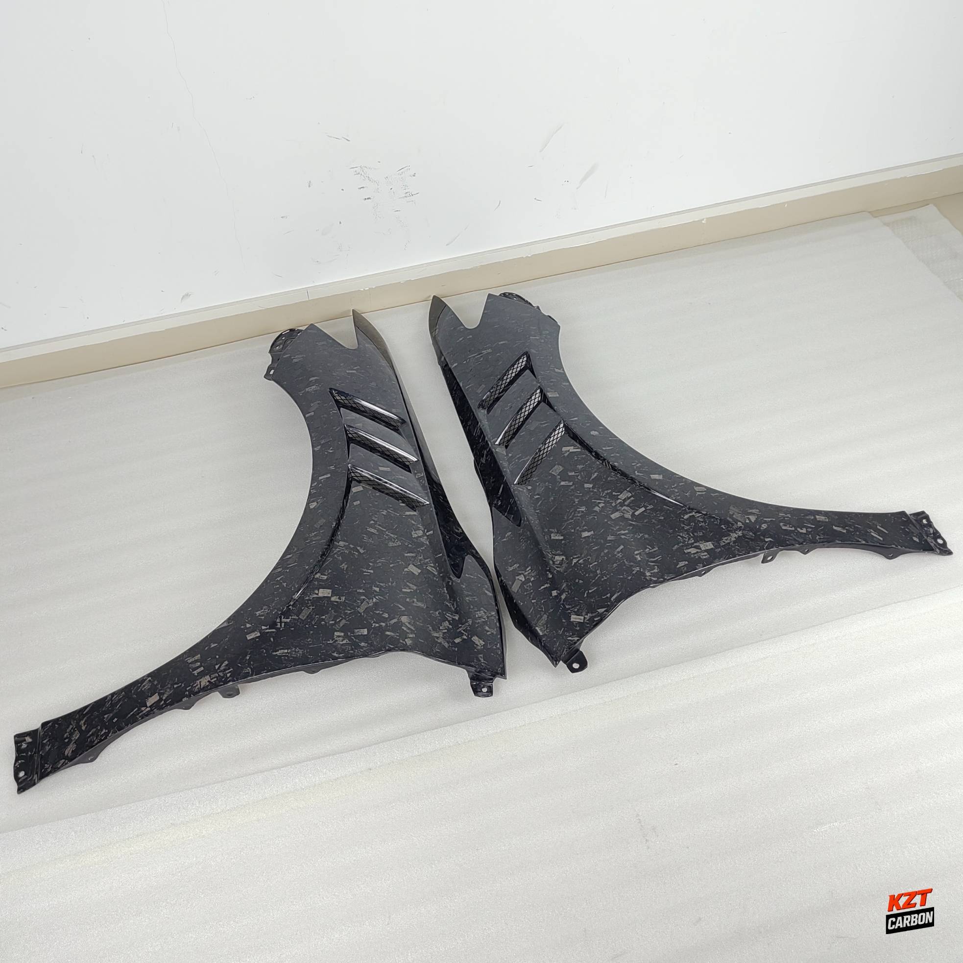 For Toyota Camry 2018-2023 Forged Carbon Front Vented Fender Pair Replacement