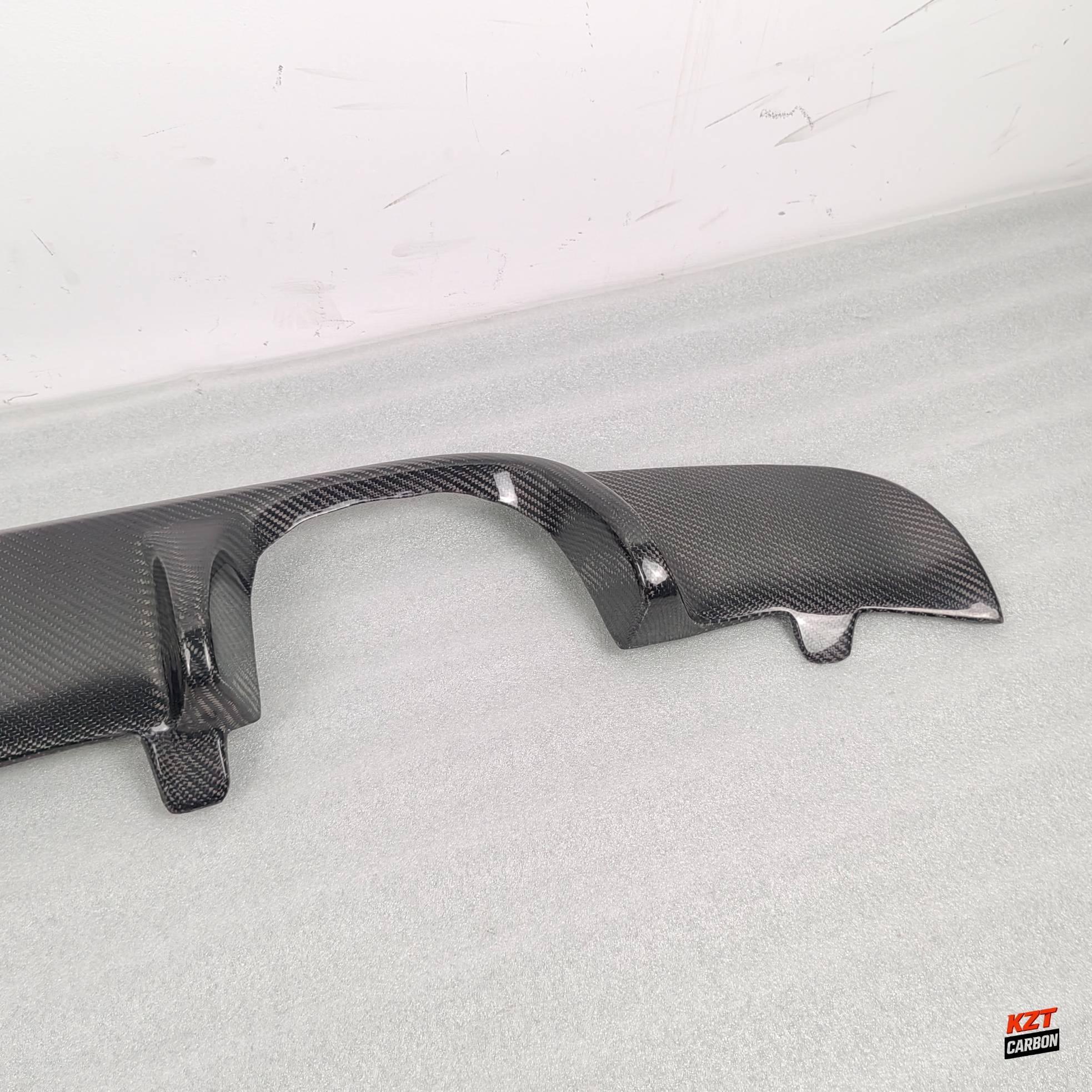 For BMW E90 Real M3 Only 07-13 Carbon Fiber V Style Rear Bumper Diffuser Lip