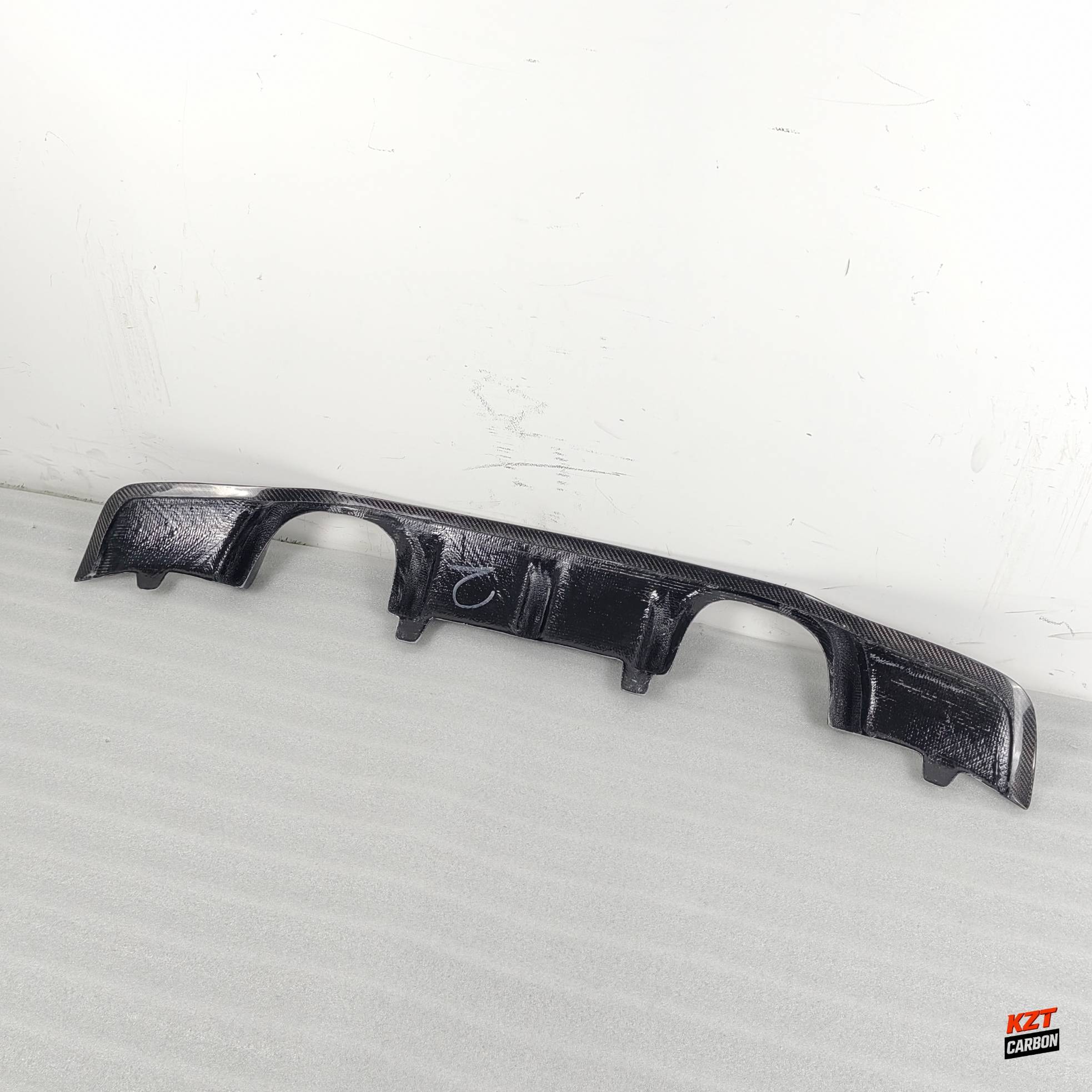 For BMW E90 Real M3 Only 07-13 Carbon Fiber V Style Rear Bumper Diffuser Lip