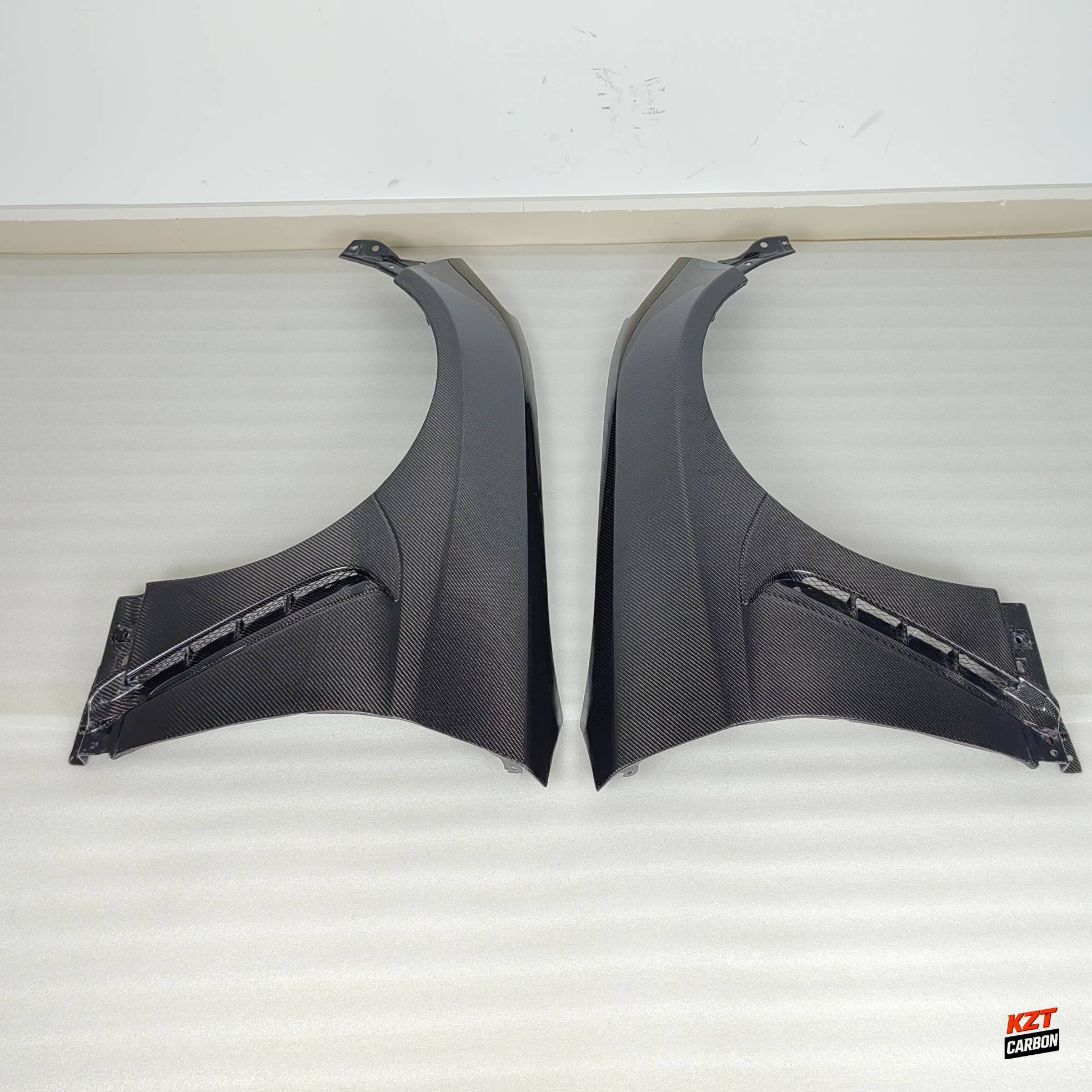 For Toyota GR86 ZN8 BRZ ZD8 21-24 Carbon WD Style Front Side Vented Fender Pair