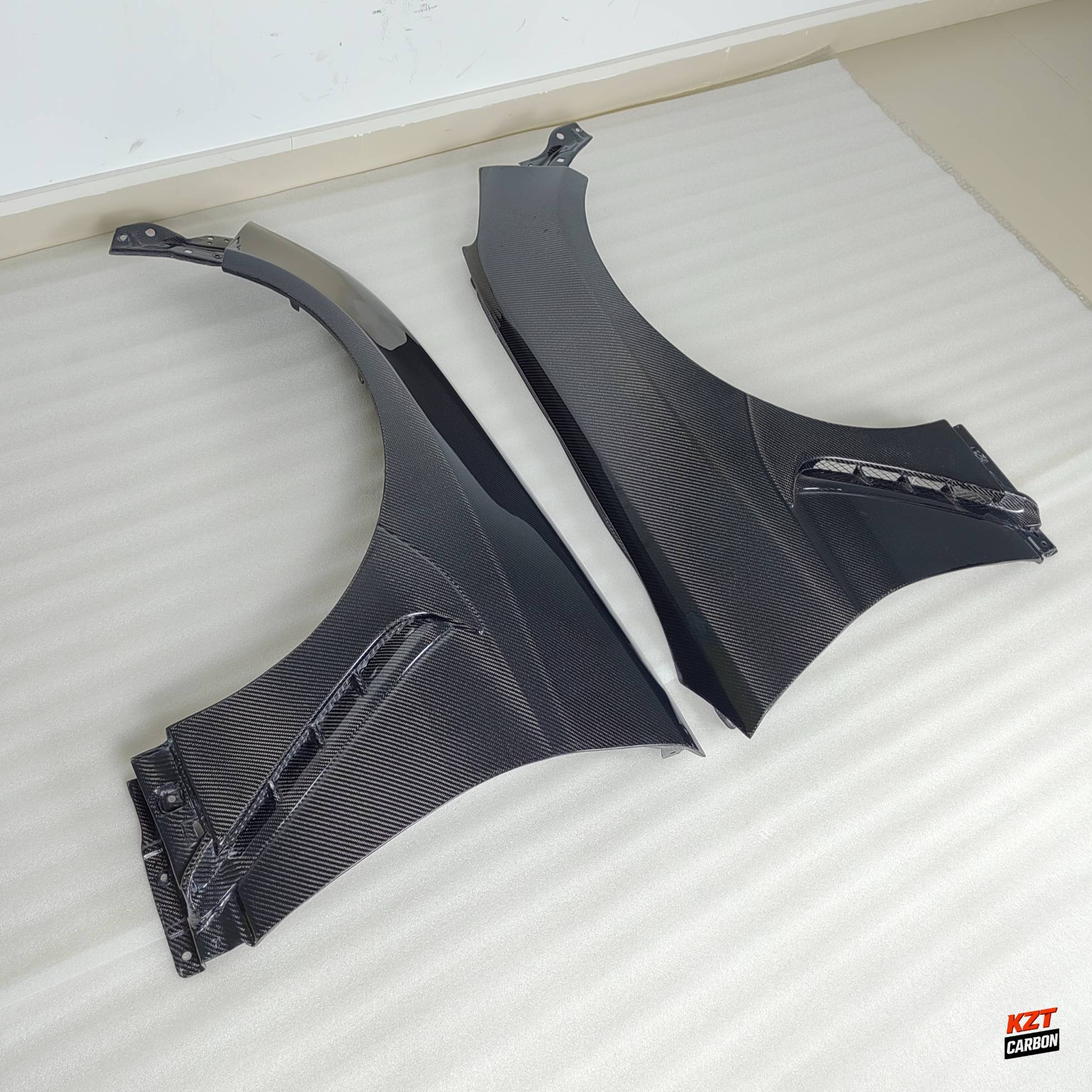 For Toyota GR86 ZN8 BRZ ZD8 21-24 Carbon WD Style Front Side Vented Fender Pair