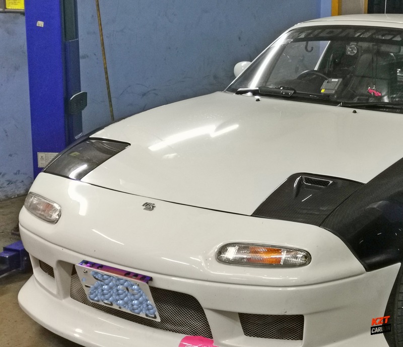 For MX5 NA MK1 Miata Vented Headlight Cover Pair (Only LHS Vented)