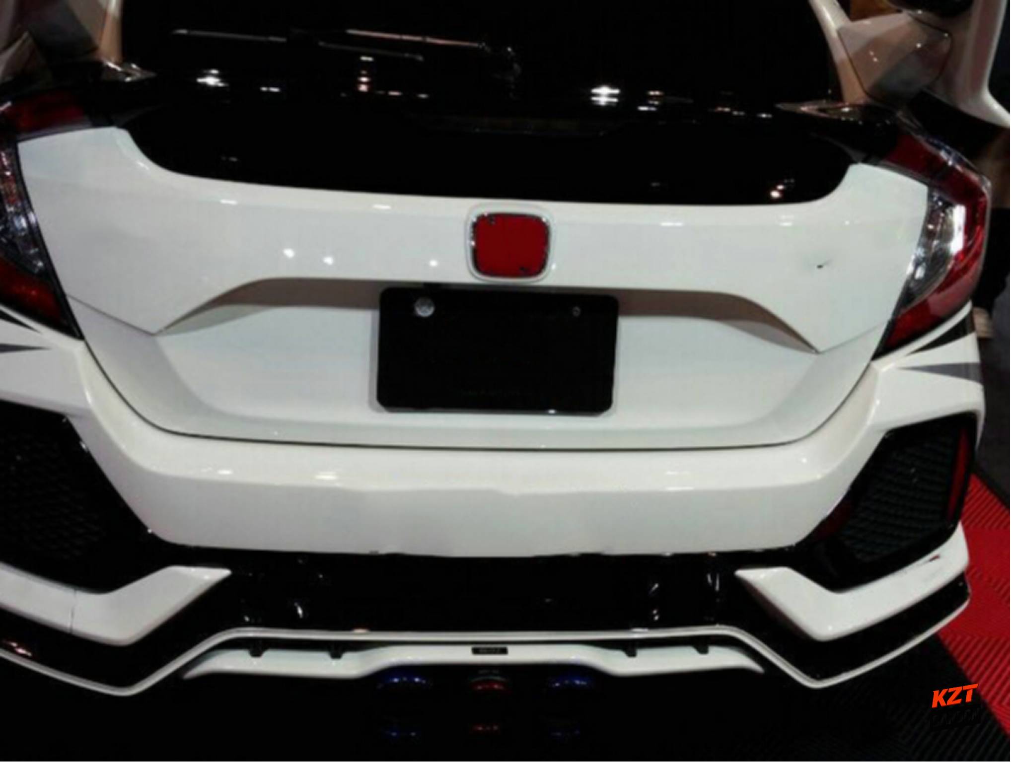 For Honda Civic Type R FK8 17-21 BL Style Fiberglass Rear Diffuser Under Garnish