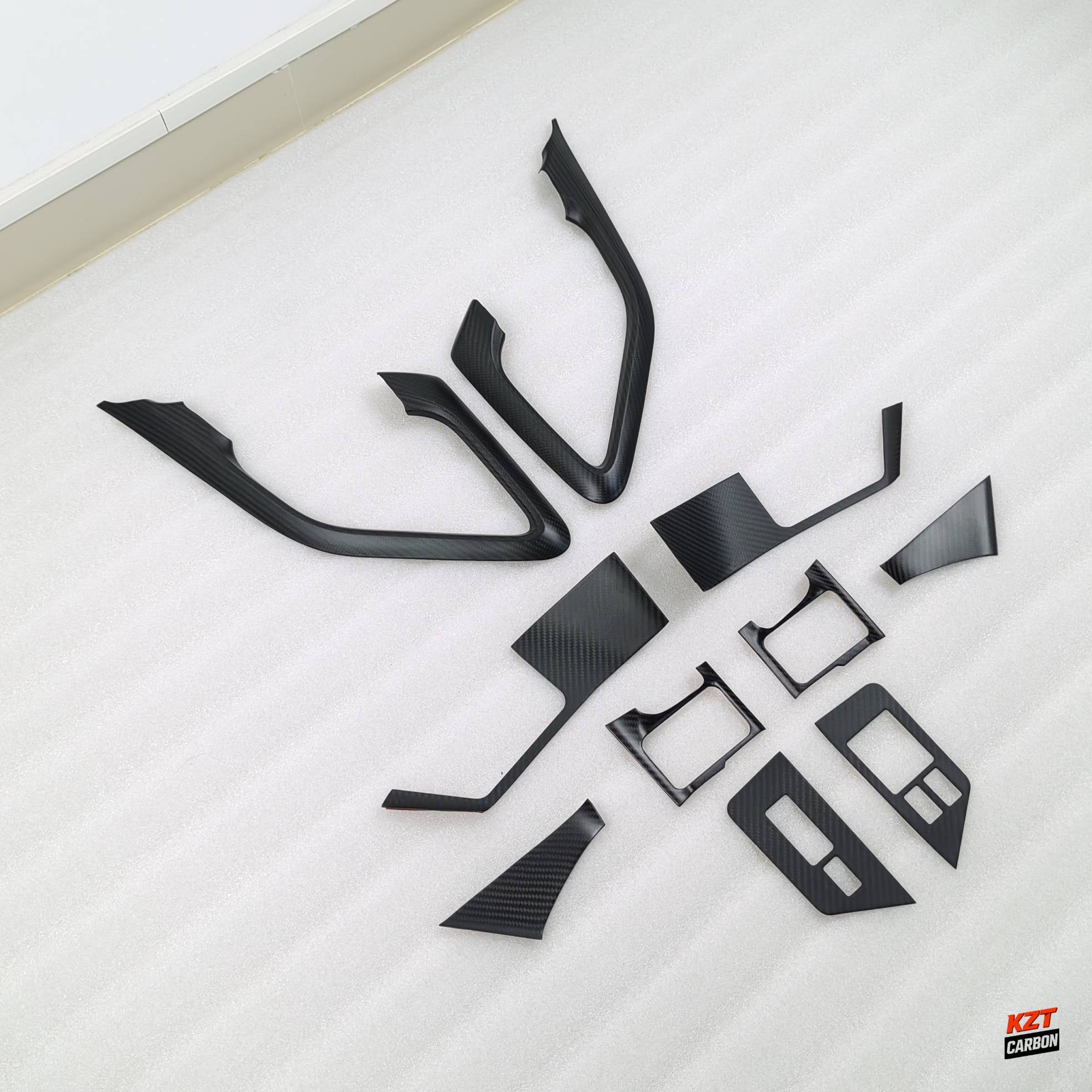 For Nissan R35 GTR 09-14 (LHD Only) Dry Matte Carbon Interior Door Trim (10 pcs)