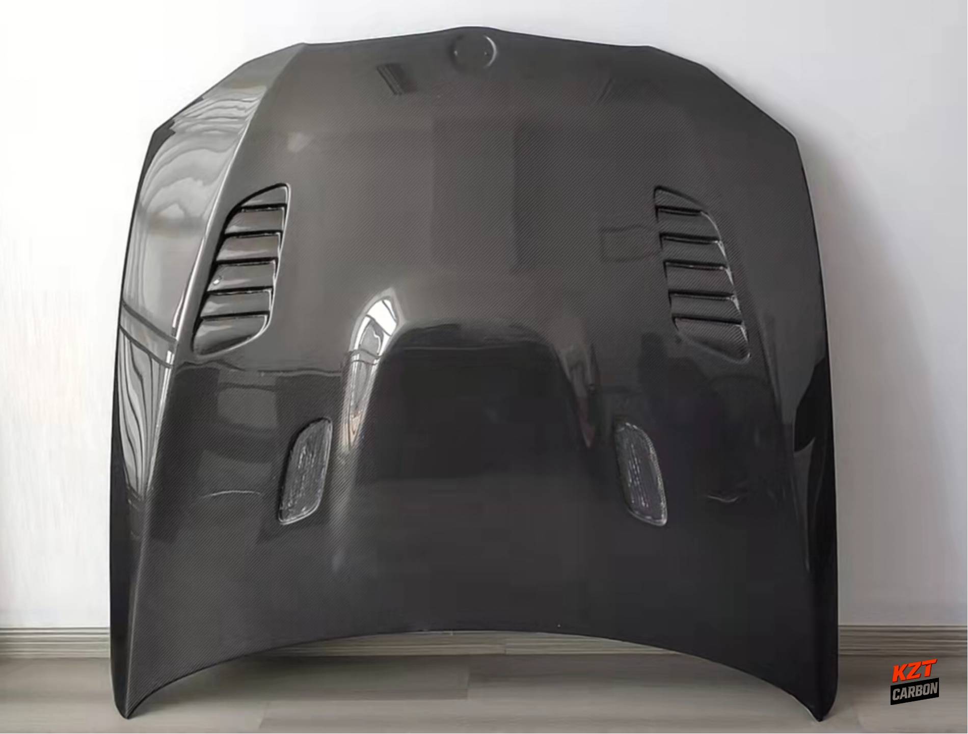 For BMW E92 Real M3 07-13 Coupe Carbon Fiber VST Style Front Vented Cooling Hood