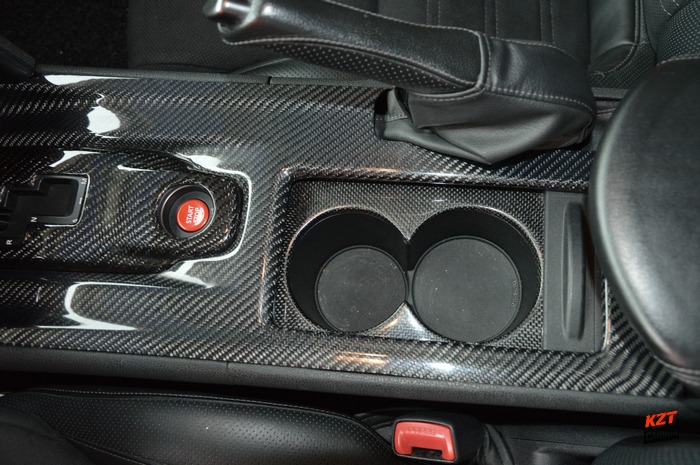 For Nissan R35 GTR (LHD Only) Matte Carbon Fiber Interior Cup Holder Cover Panel