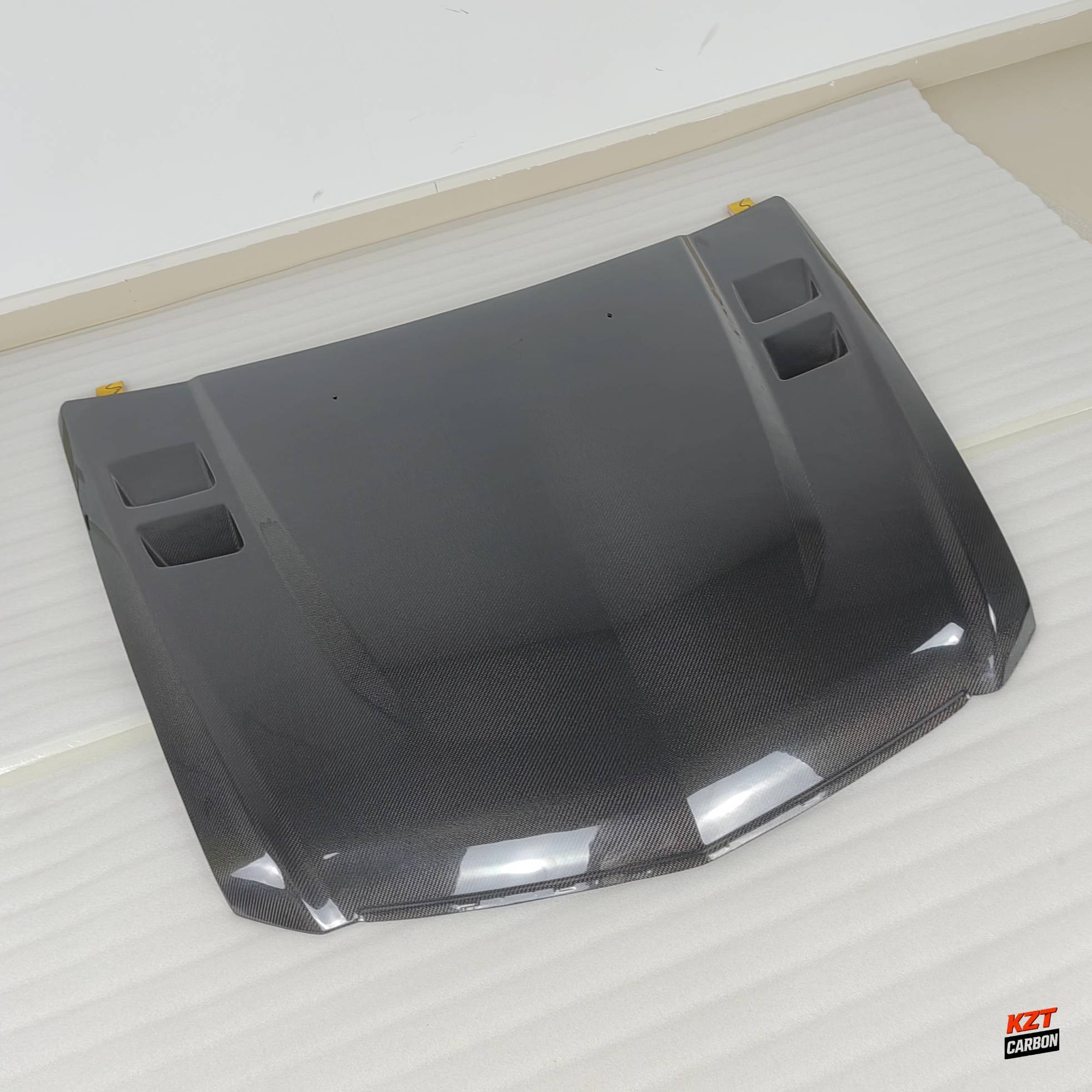 For Caddilac CTS 08-13 Coupe & Sedan Carbon Fiber OE Style Front Cooling Hood