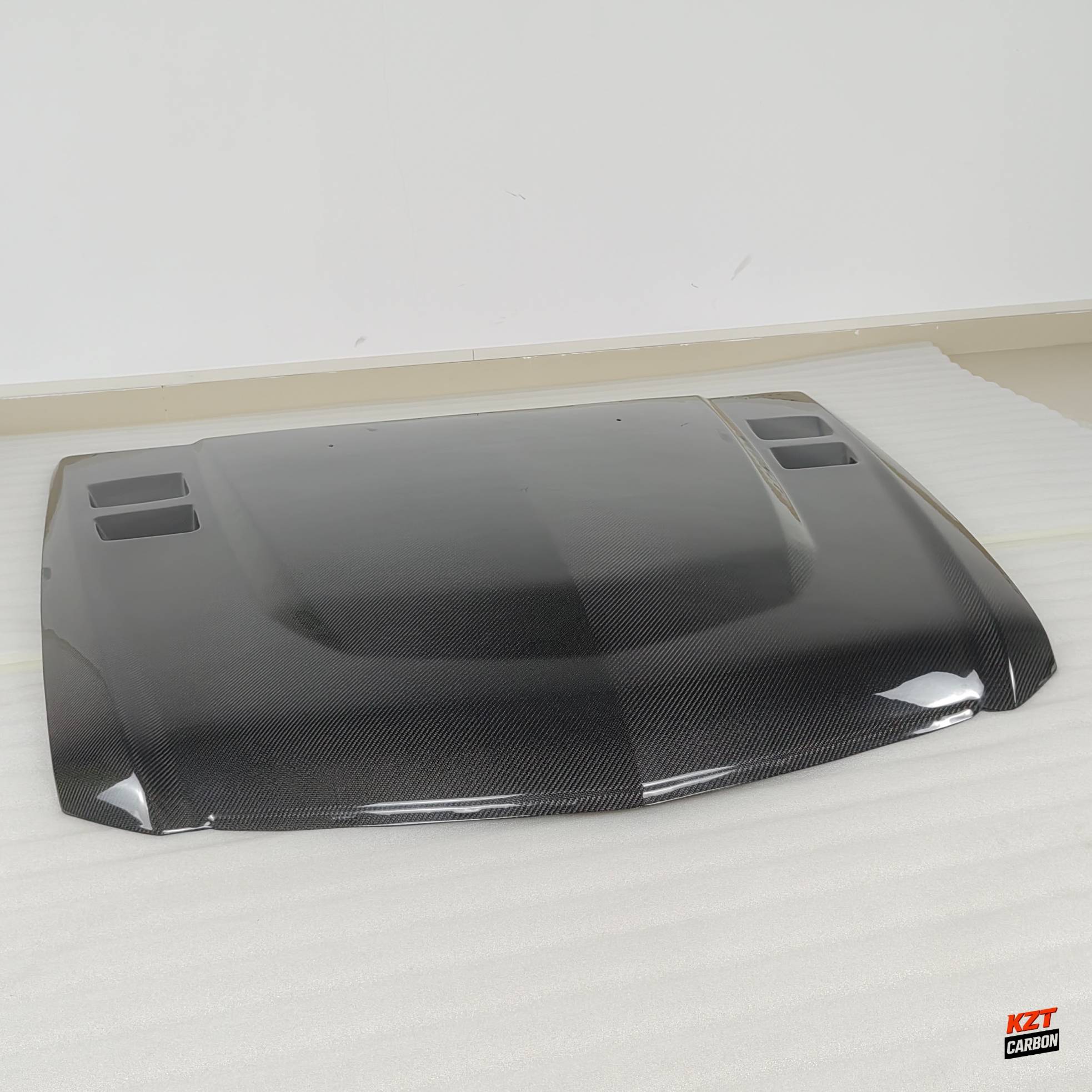 For Caddilac CTS 08-13 Coupe & Sedan Carbon Fiber OE Style Front Cooling Hood