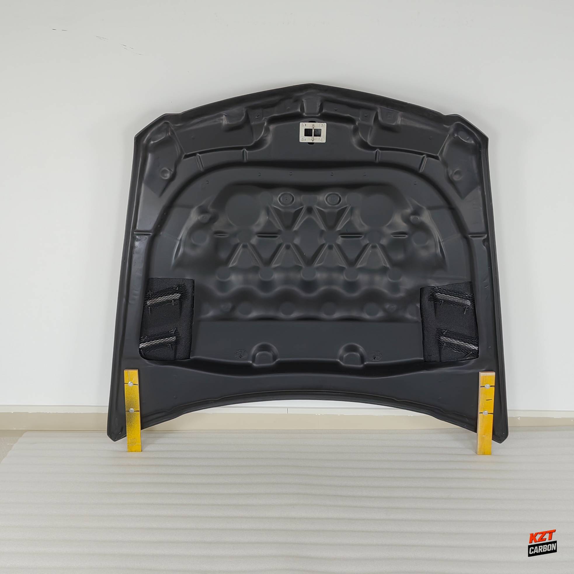 For Caddilac CTS 08-13 Coupe & Sedan Carbon Fiber OE Style Front Cooling Hood