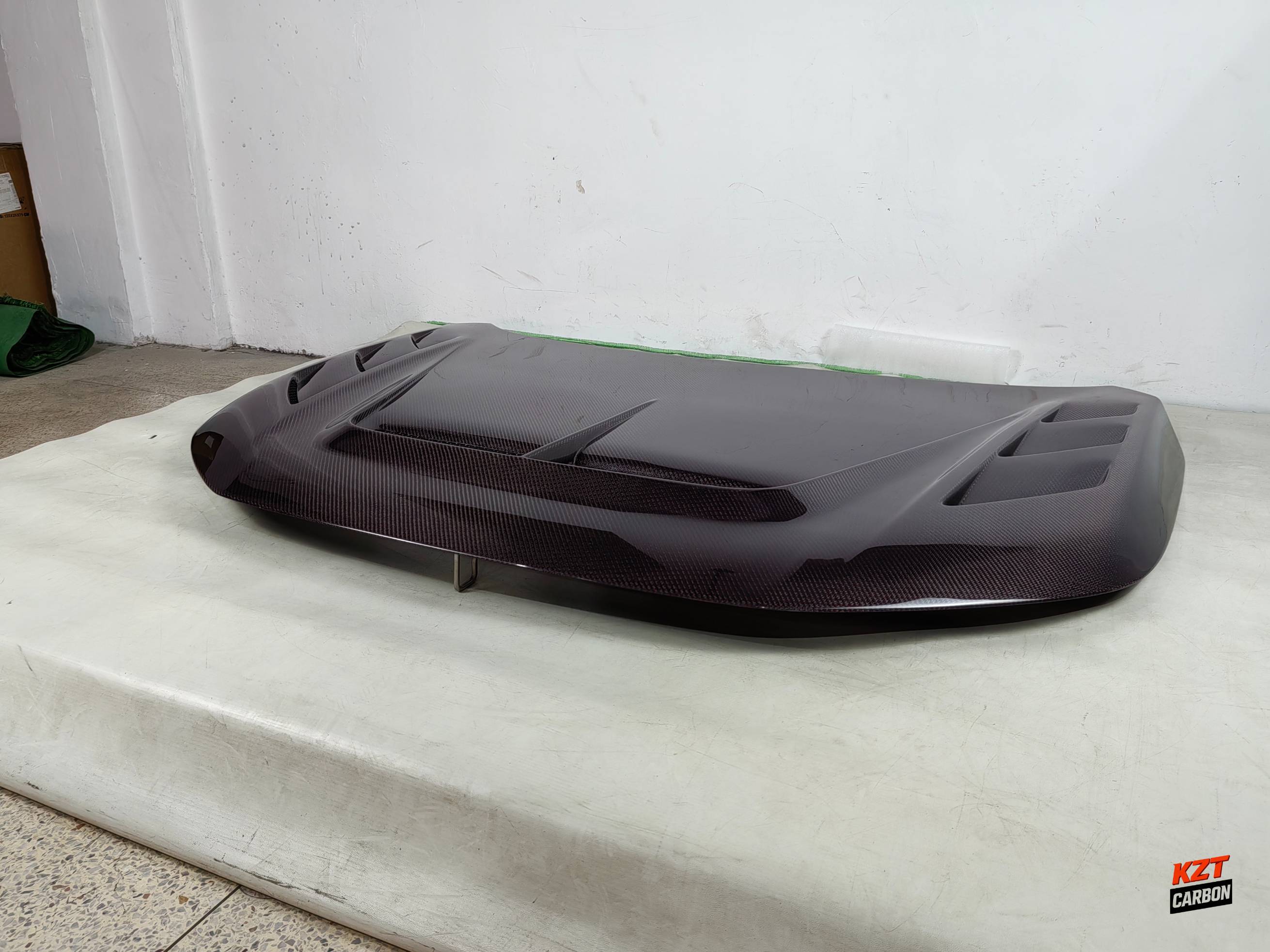 For Honda Civic FL5 Type R Red Carbon Fiber Vented Front Bumper Hood Bonnet