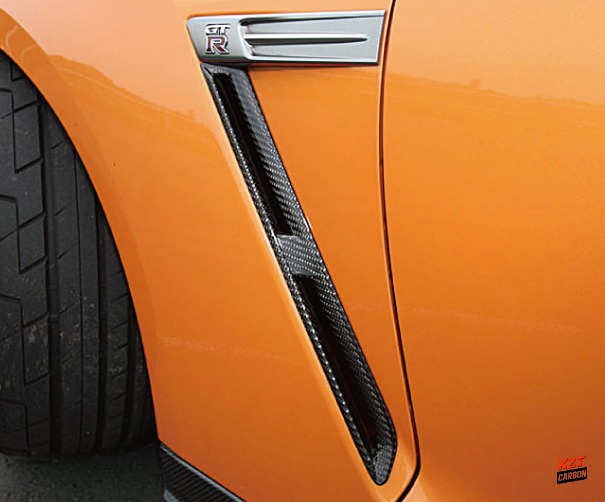 For R35 GTR OEM Style Front Fender Vents(Pairs)