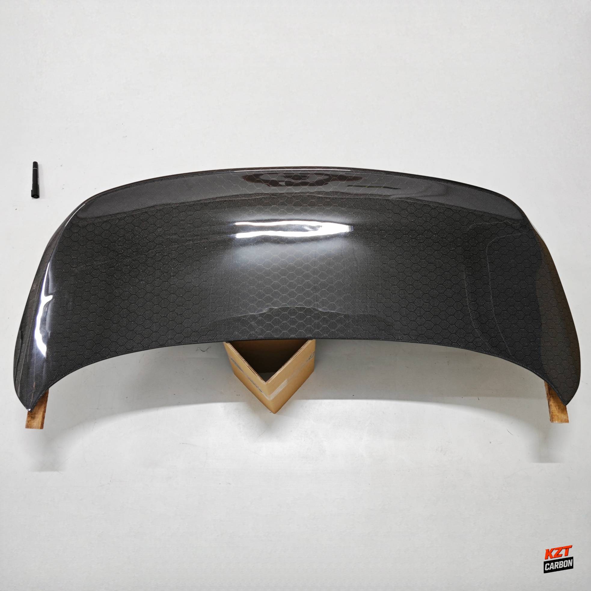 For Infiniti G37 Q40 4 Door Sedan 08-13 Honeycomb Carbon DC Style Rear Trunk (No Camera Hole)