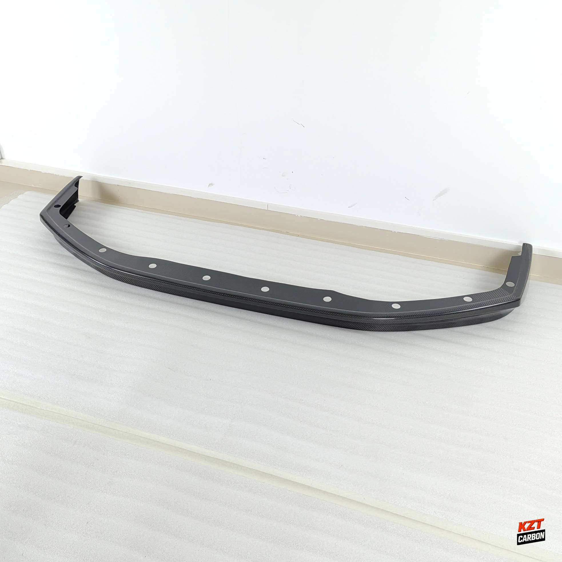 For Nissan R35 08-12 Only GTR ZL Style Carbon Fiber Front Bumper Bottom Lip