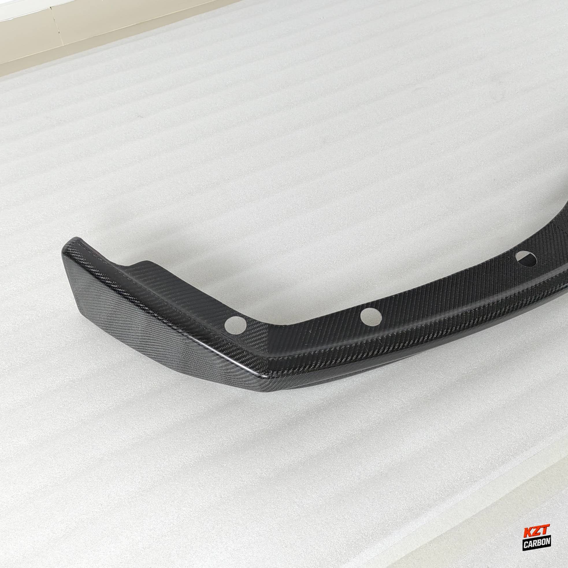 For Nissan R35 08-12 Only GTR ZL Style Carbon Fiber Front Bumper Bottom Lip
