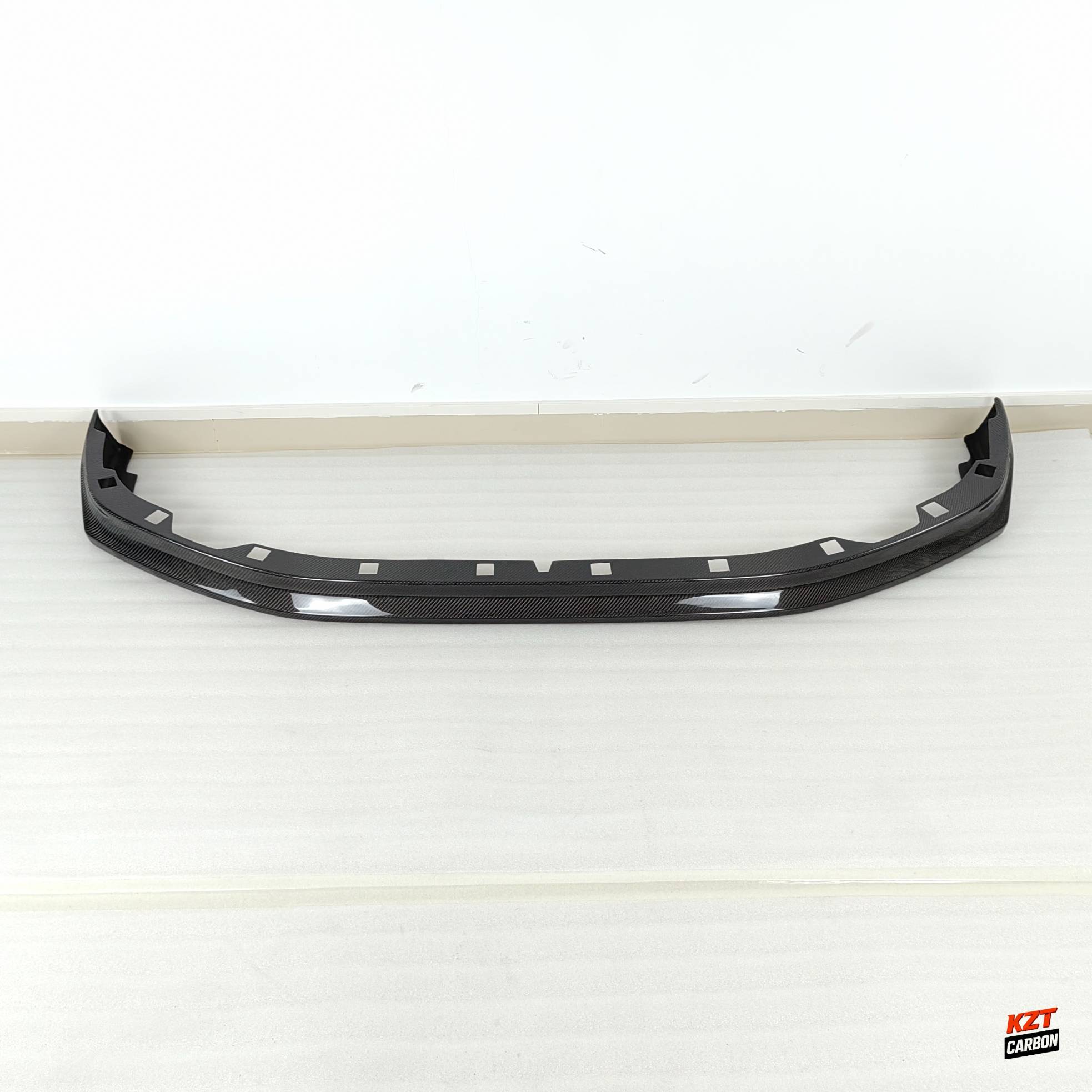 For Nissan R35 08-12 Only GTR ZL Style Carbon Fiber Front Bumper Bottom Lip