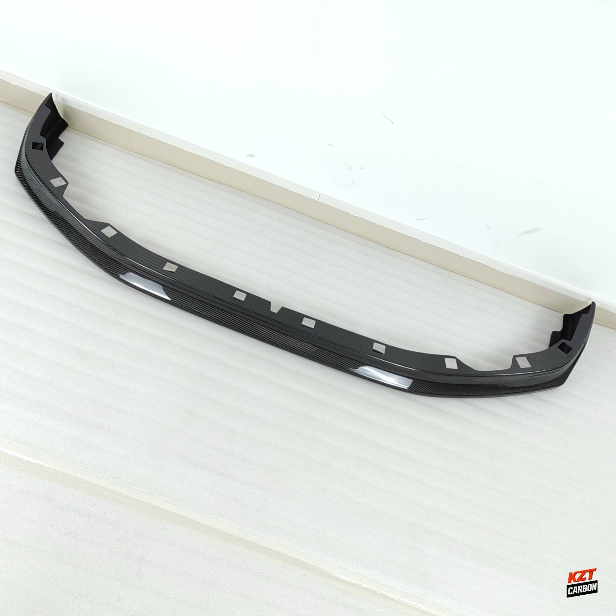 For Nissan R35 08-12 Only GTR ZL Style Carbon Fiber Front Bumper Bottom Lip