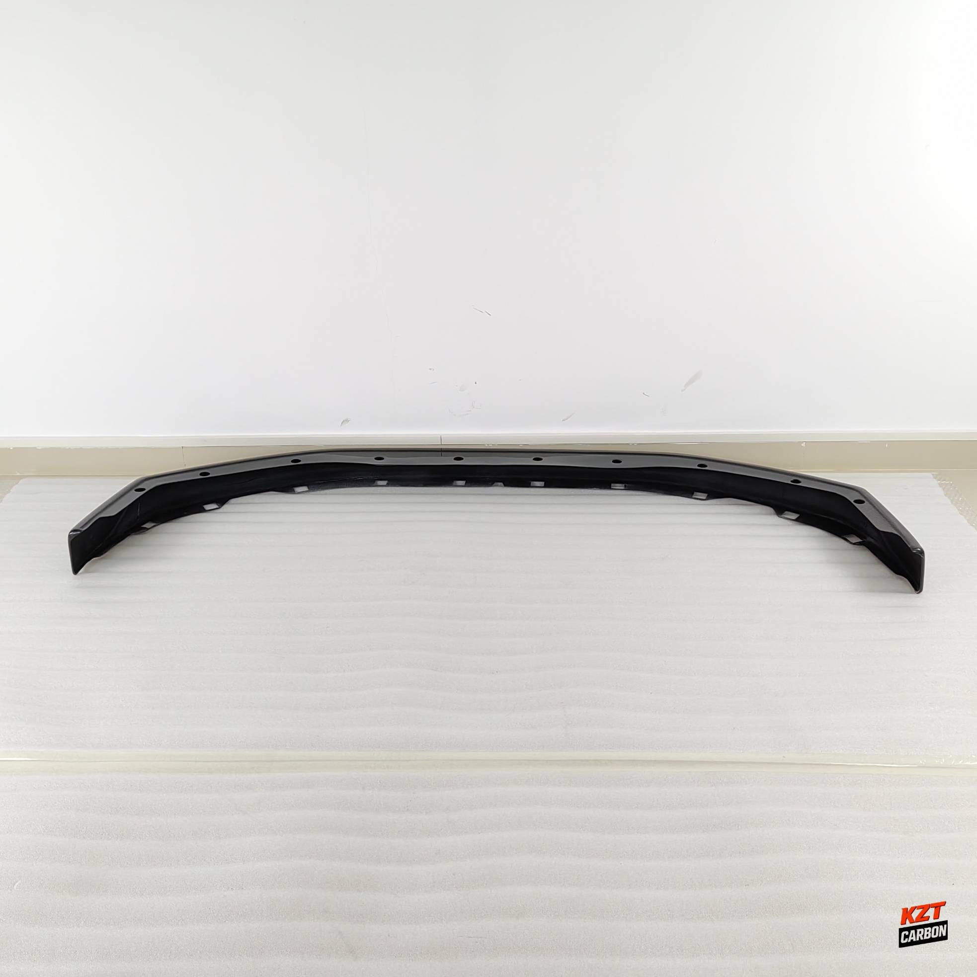 For Nissan R35 08-12 Only GTR ZL Style Carbon Fiber Front Bumper Bottom Lip