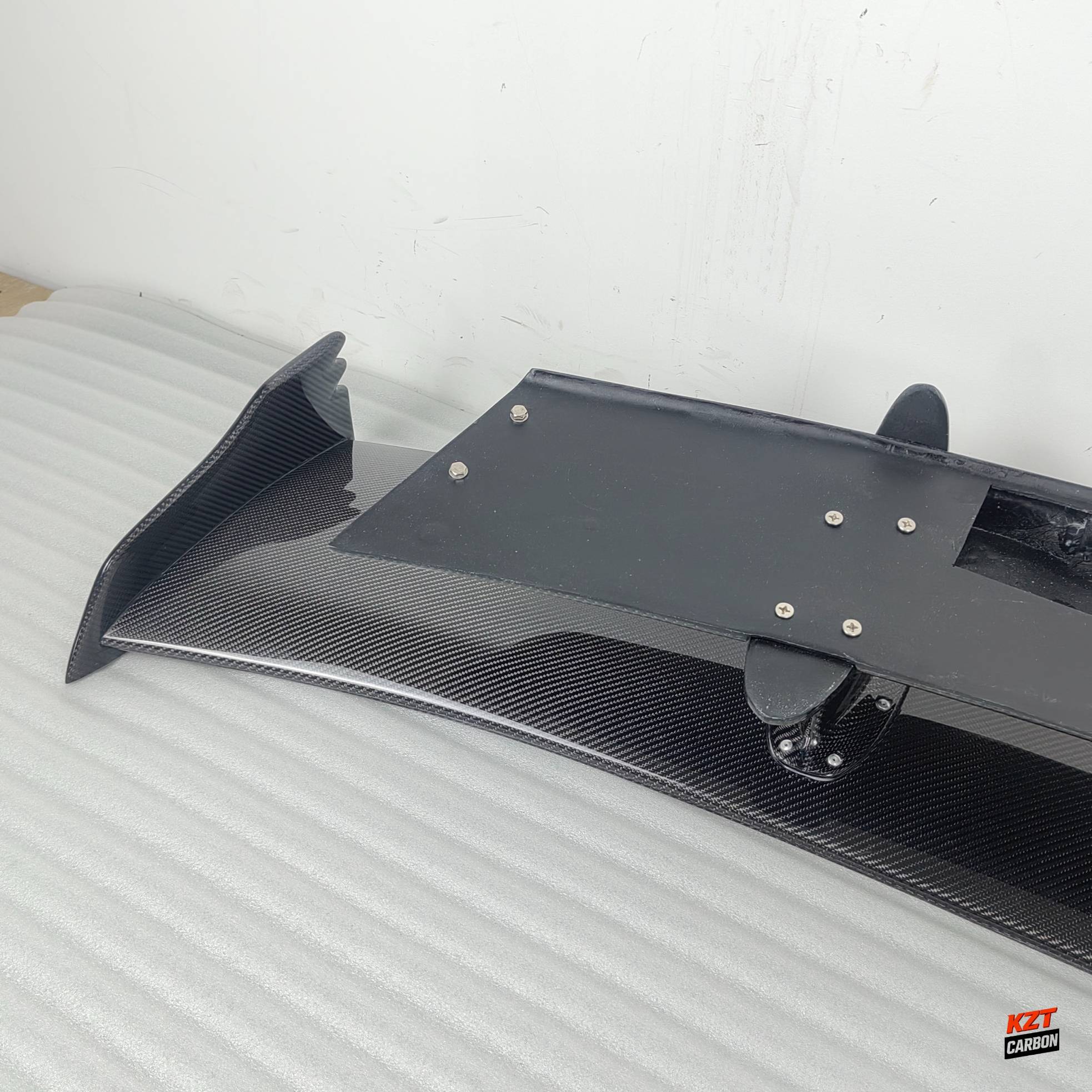 For Nissan GTR R35 Coupe 2D 08-24 Carbon TS2 Style Rear Trunk GT Spoiler Wing