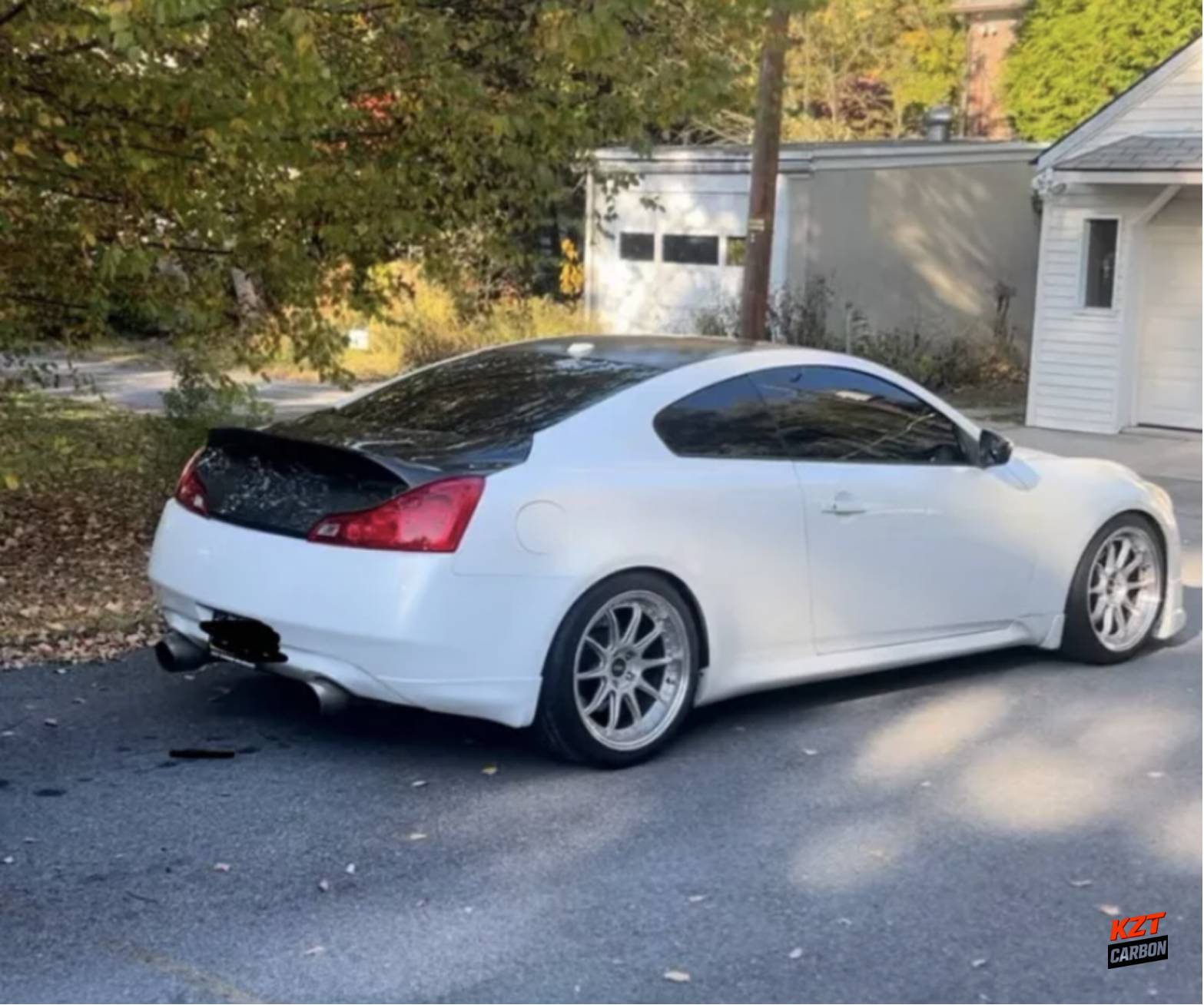 For Infiniti G37 Q40 2 Door Coupe 08-13 HT Style Carbon Rear Trunk (With Camera Hole)