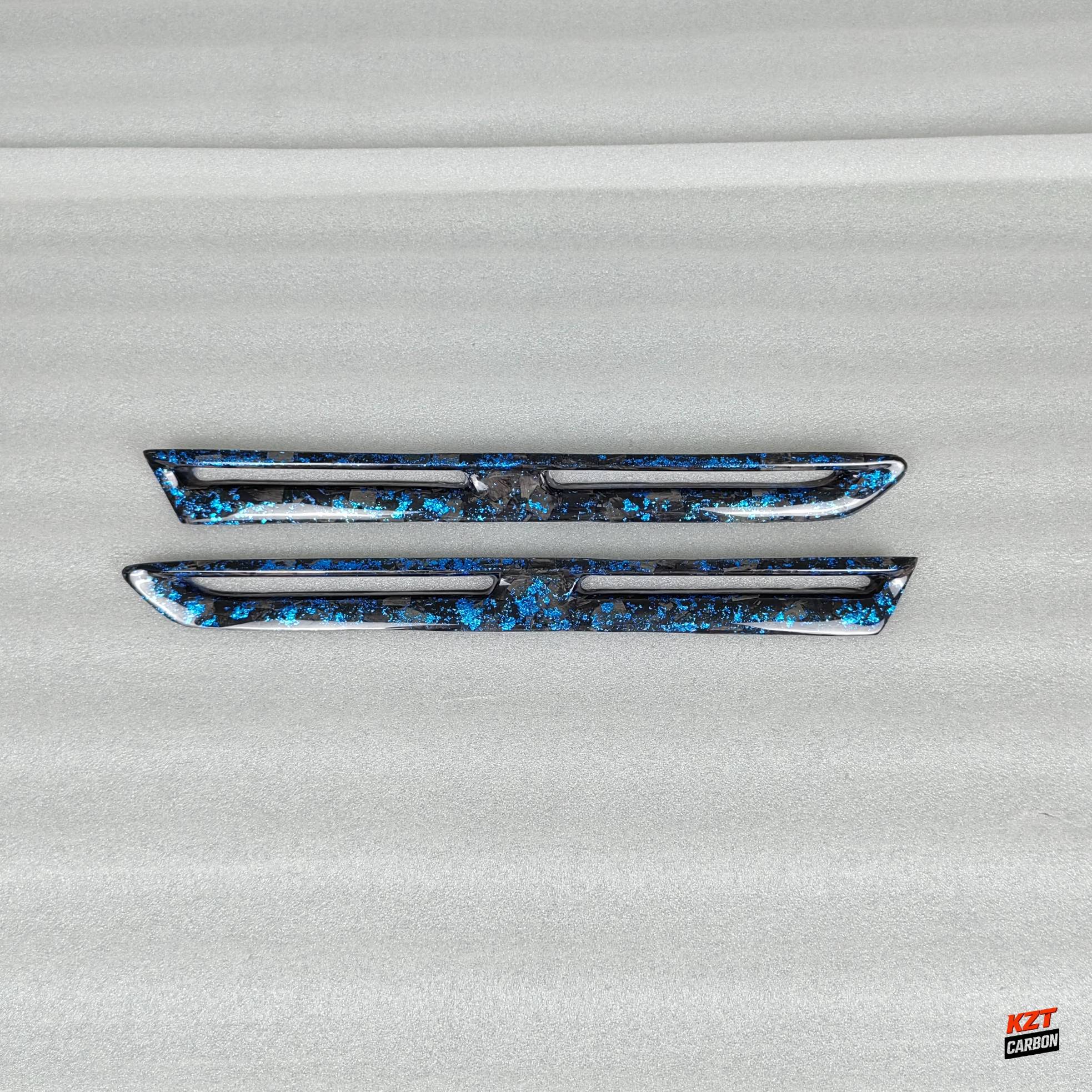 For Nissan R35 GTR OEM Front Fender Vents(Pairs) Blue Flakes Forged Carbon Fiber