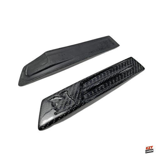 For R35 GTR Logo Fender Emblem Replacemnet