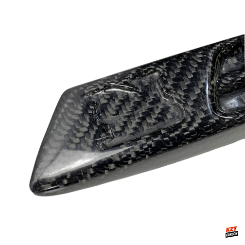 For R35 GTR Logo Fender Emblem Replacemnet