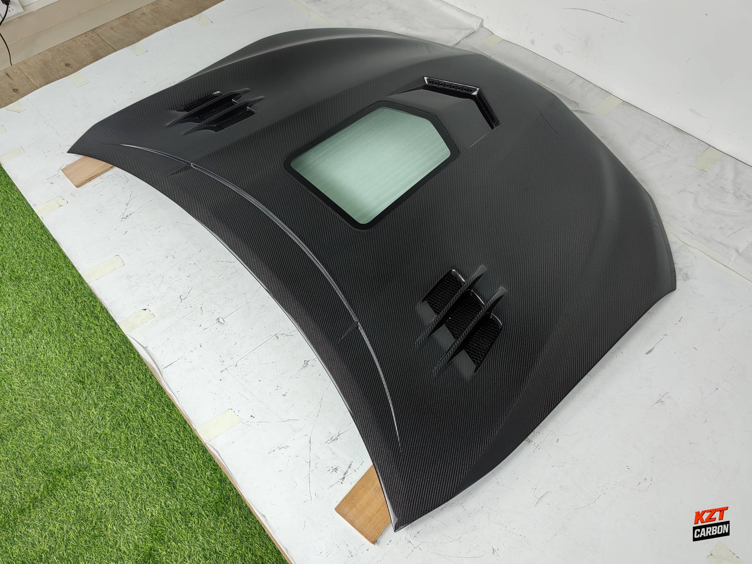 For Toyota Camry XV70 Sedan 17-23 Carbon Fiber KZ Style Front Vented Clear Hood