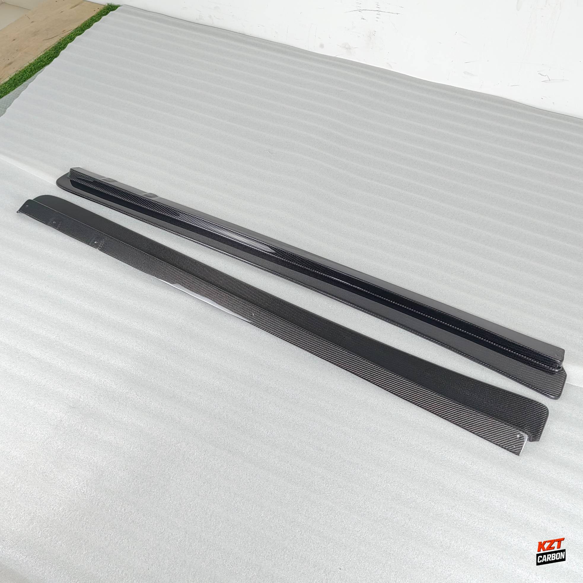 For Mazda MX5 NB Roadster 98-05 EPA Type Carbon Fiber Side Skirts Step Pair