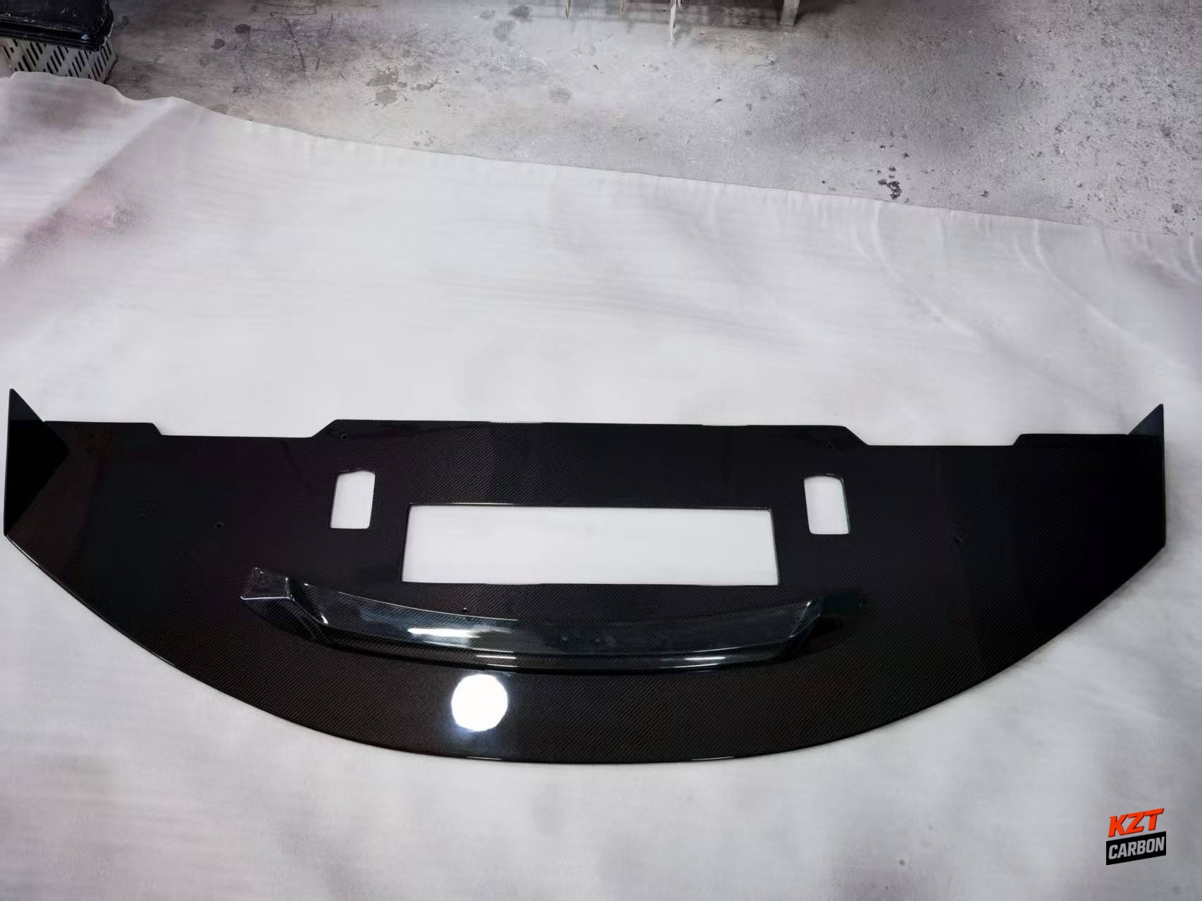 For BMW F82 M4 2014-19 Coupe Carbon Fiber KZ Style Front Bumper Bottom Lip 2pcs