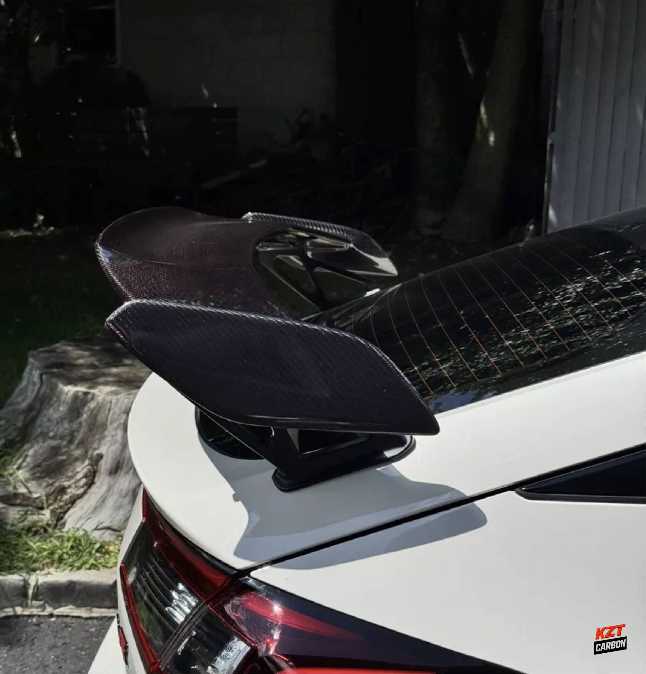 For Honda Civic Type R FL5 2023-24 MD Style Dry Red Carbon Rear Trunk Spoiler