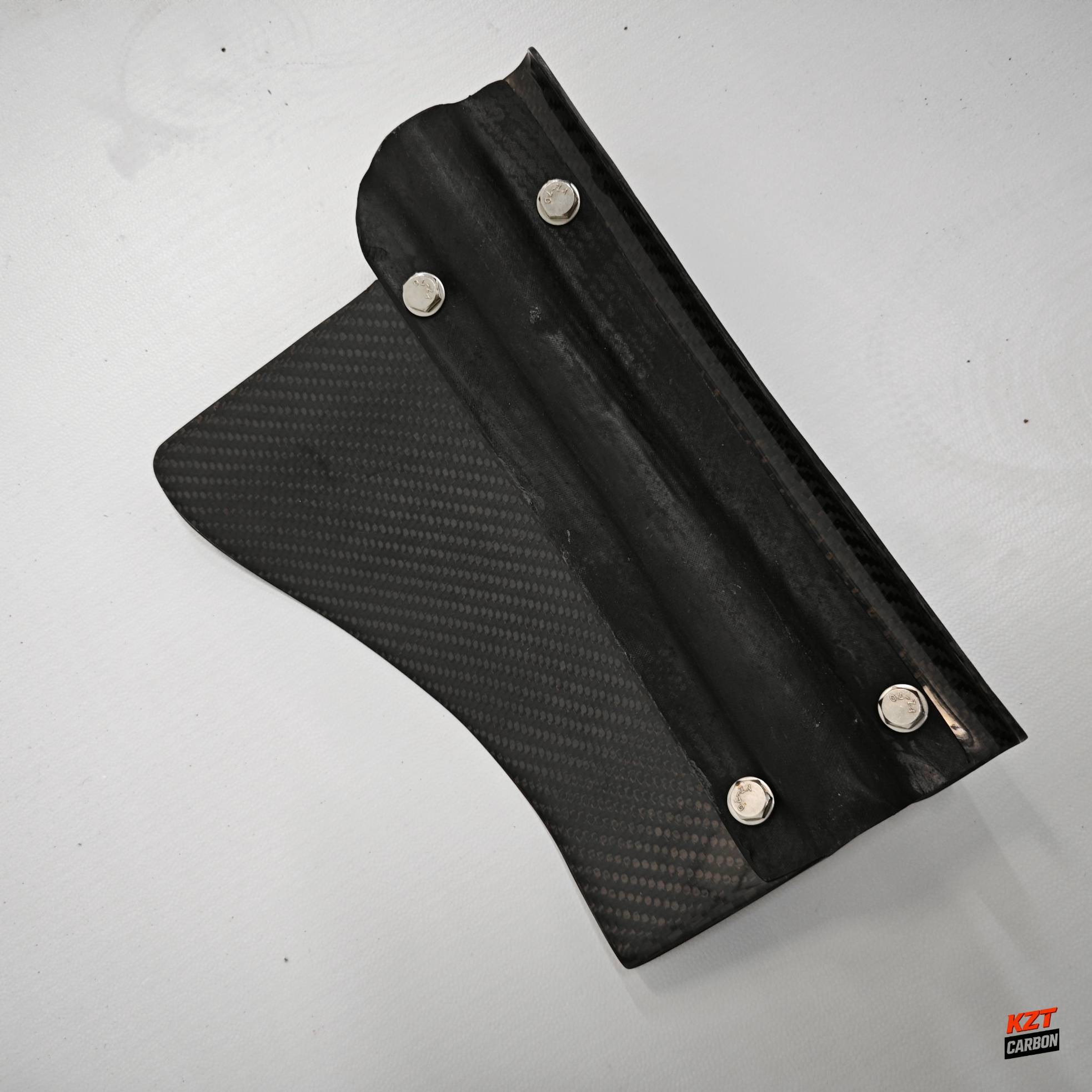 For 2008-2023 Nissan GTR R35 Carbon Rear Fender Brake Air Guides Pair