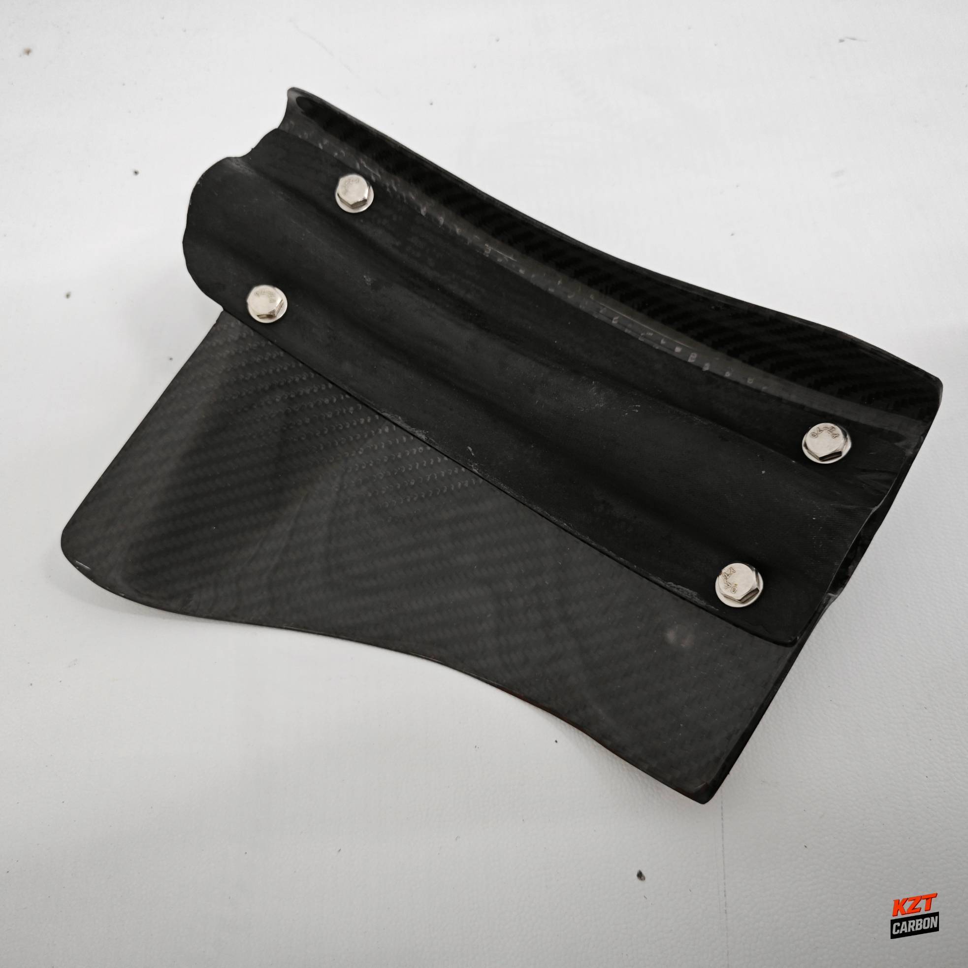 For 2008-2023 Nissan GTR R35 Carbon Rear Fender Brake Air Guides Pair