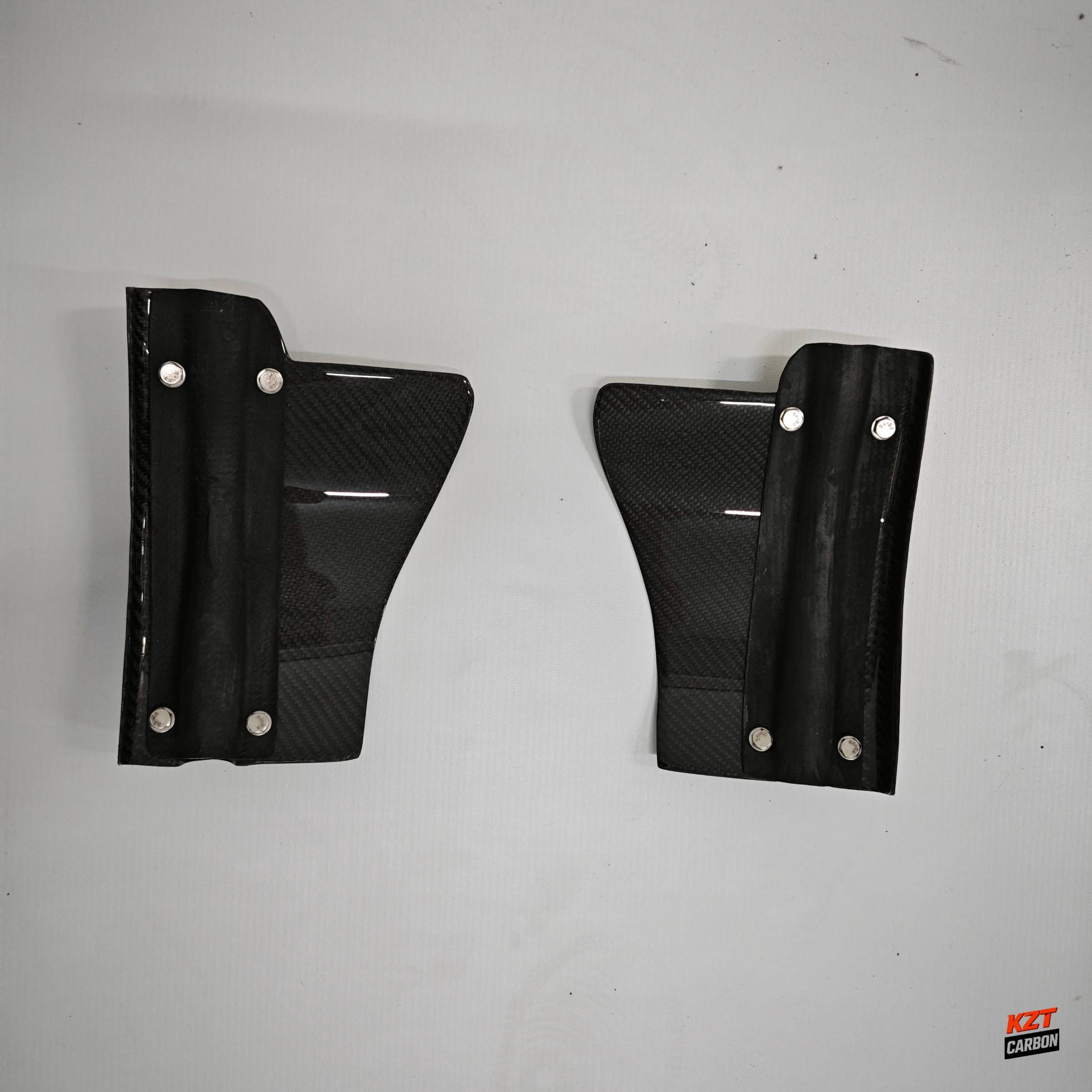 For 2008-2023 Nissan GTR R35 Carbon Rear Fender Brake Air Guides Pair